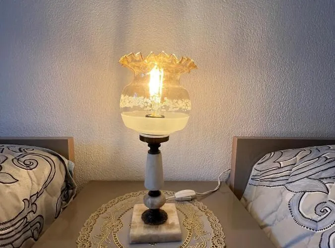 Nikolla * 波格拉德茨